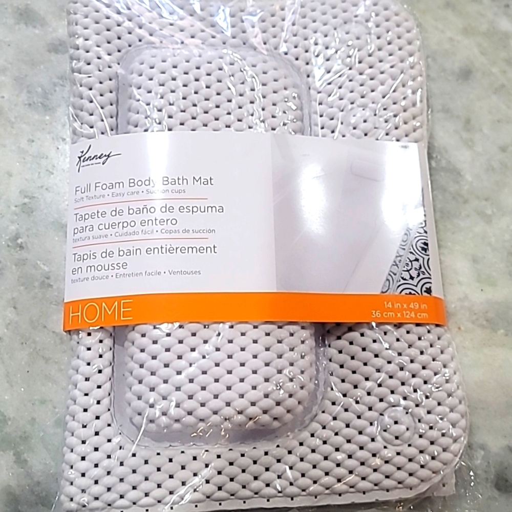 Full body foam bathtub mat